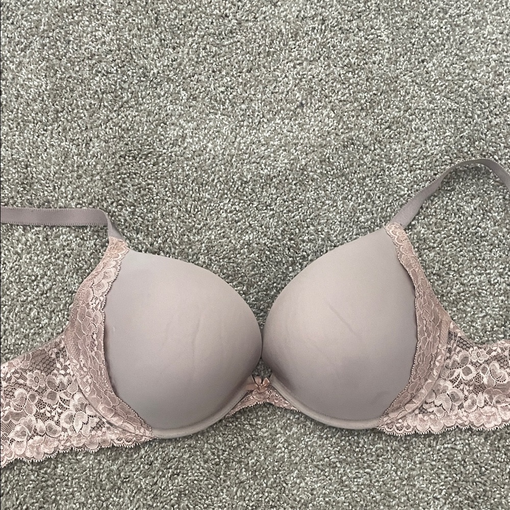 Victoria's Secret Blush Lace Bra